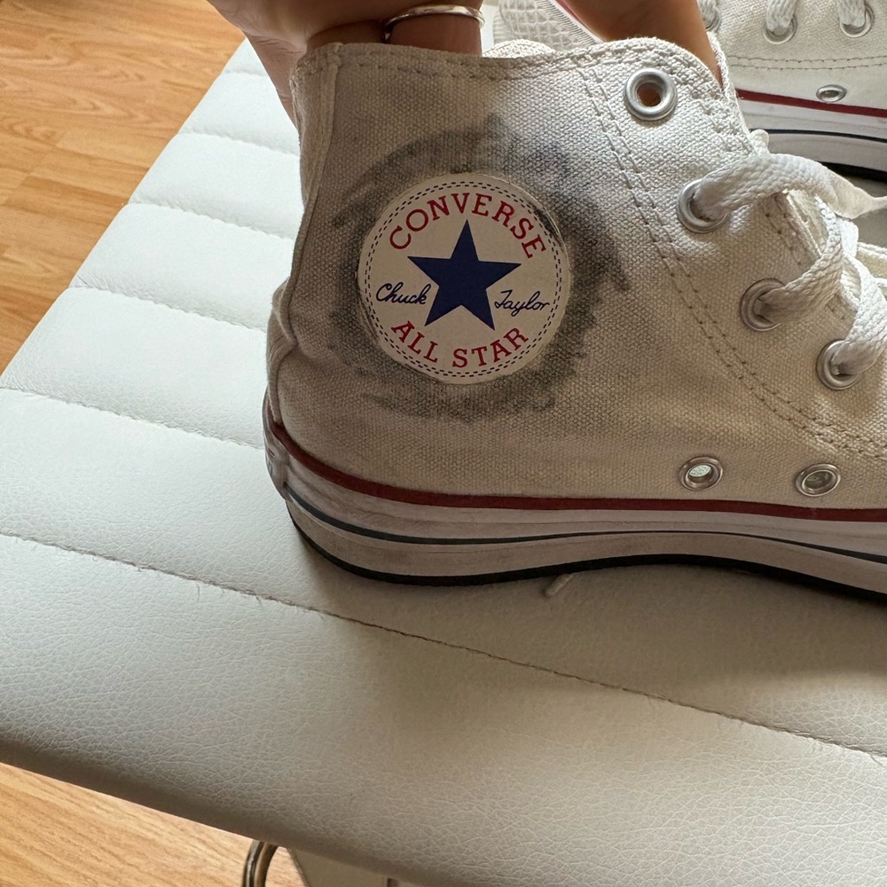 Converse Kids High-Top Sneakers in White and Red - Picture 3 of 16